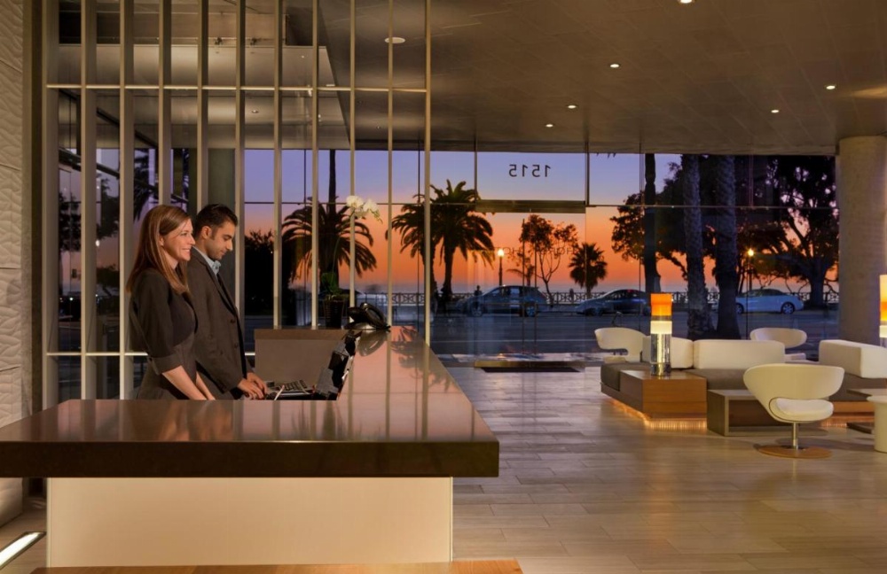 Shore Hotel Image 15