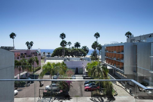 Shore Hotel image 22