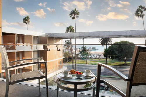 Shore Hotel image 7