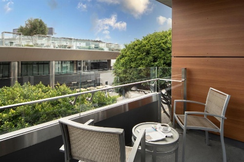 Shore Hotel image 8